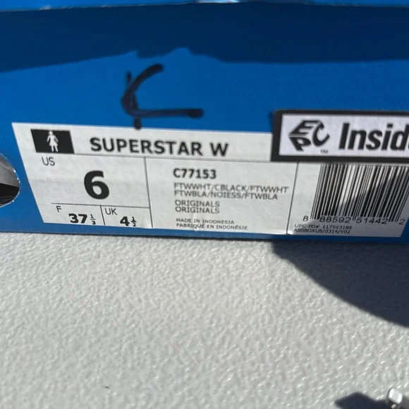 Adidas Superstar White with Black Stripes - Picture 3 of 6